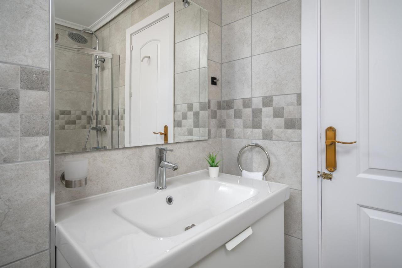 Stunning 3Br Flat Near Beach And Puerto Marina By Costarentals - Ref 150 بينالماذينا المظهر الخارجي الصورة